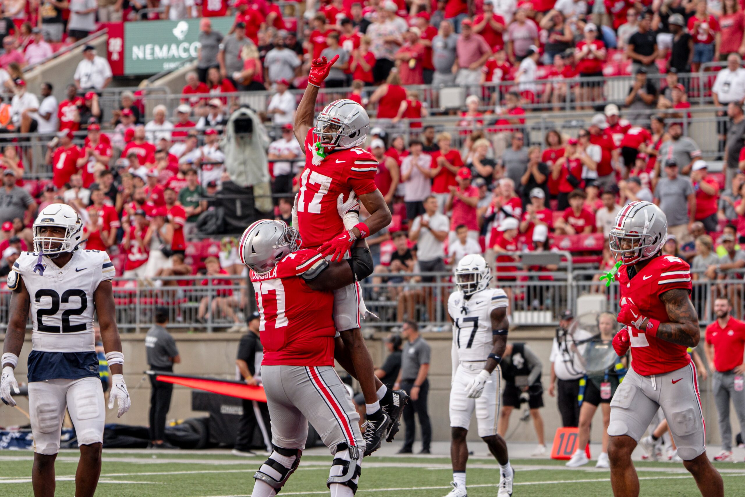 Jeremiah Smith Shines in Ohio State’s Season-Opening Victory Over Akron