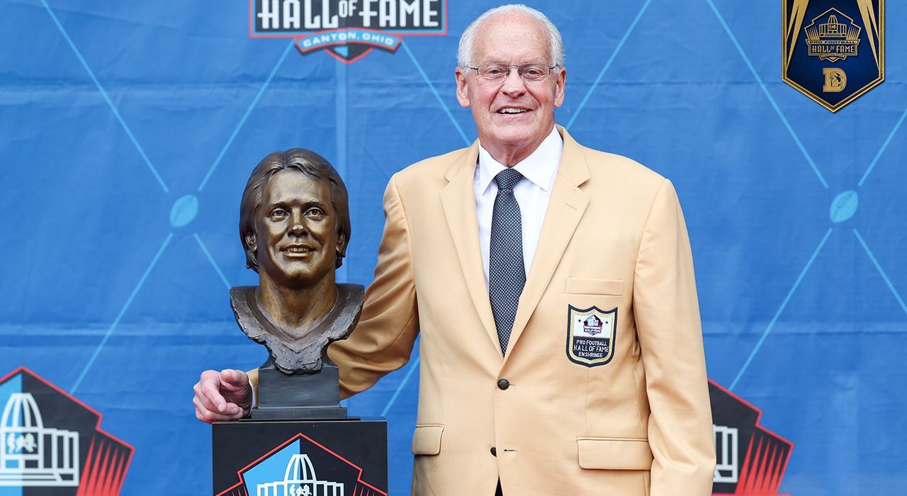 Ohio State Legend Inducted into Pro Football Hall of Fame