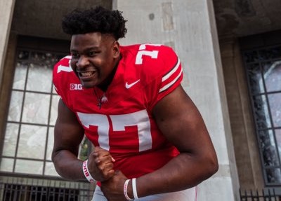 Tegra Tshabola Emerges at Right Guard for Ohio State