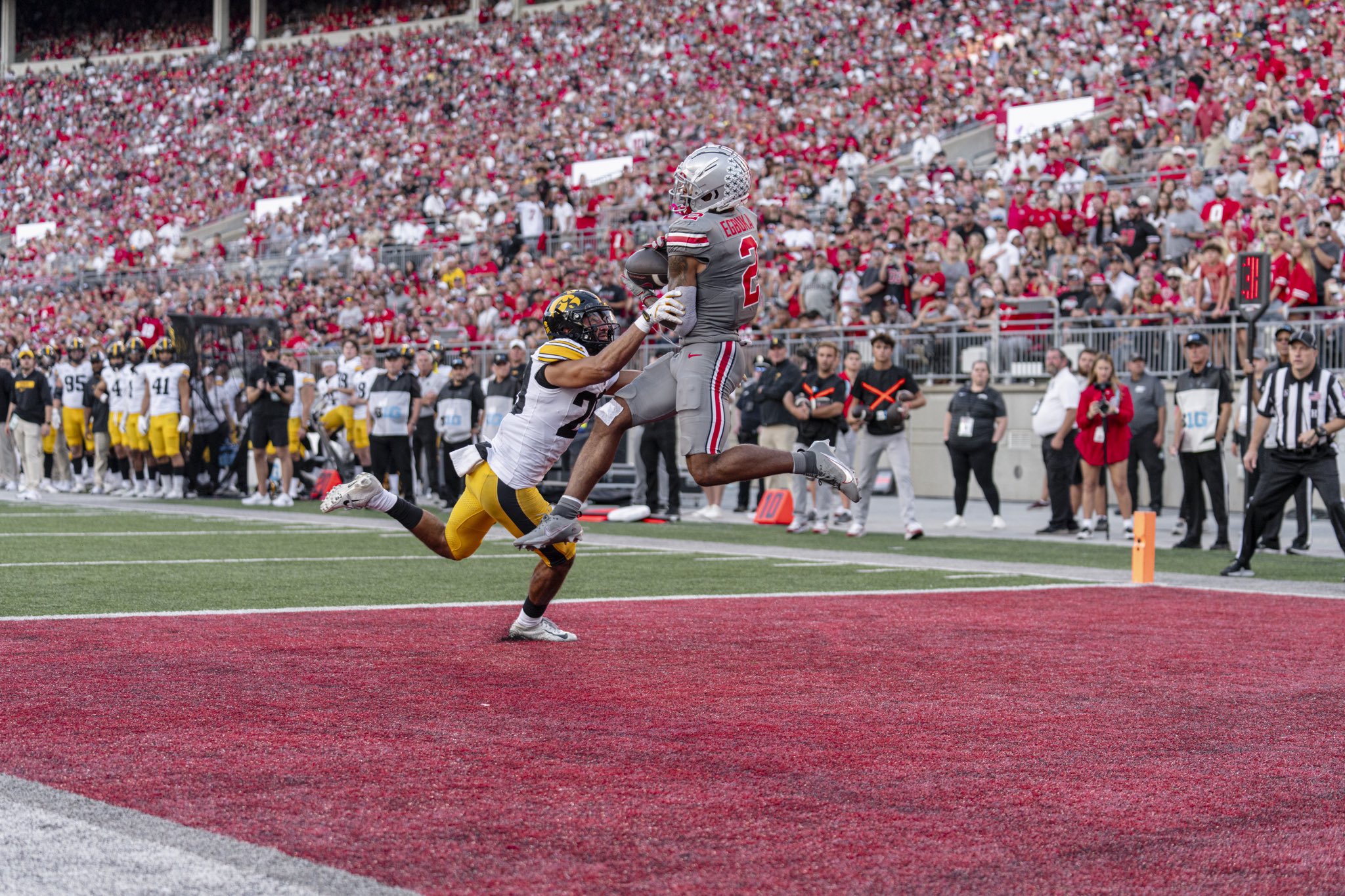 Ohio State Breaks Away in Second Half for Dominant 35-7 Win Over Iowa